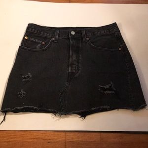 Levi’s deconstructed skirt dark blue denim distressed SZ 30